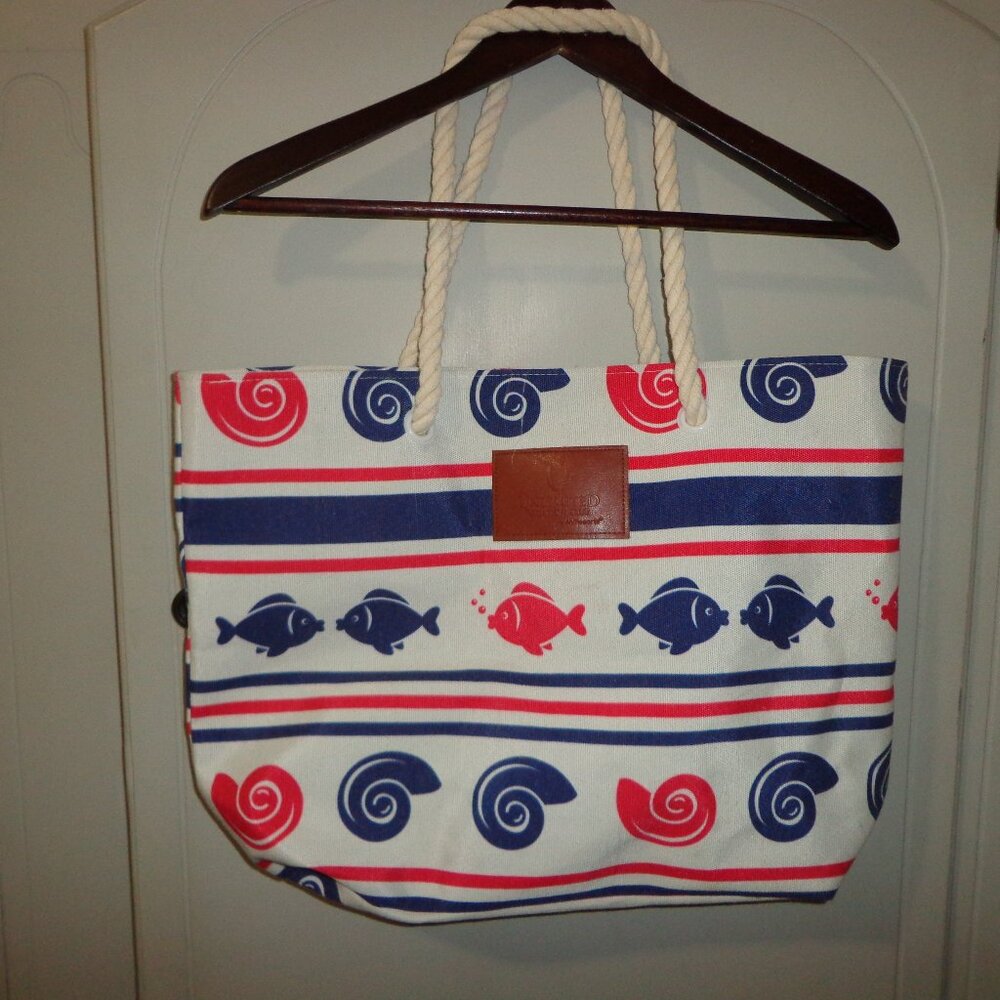 NWOT UNLIMITED VACATION CLUB Beach Bag Canvas Double Rope Handles Fish/Shells